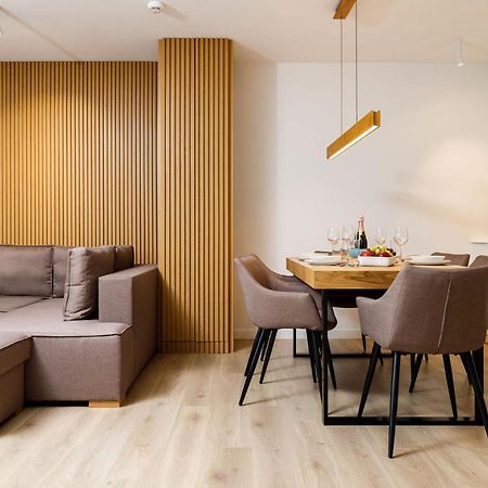 Apartament Golden Sand Z Dostepem Do Basenow,Jacuzzi,Strefy Saun- Pinea Apartments Pobierowo-Sannel Apartments For Rent Екстериор снимка