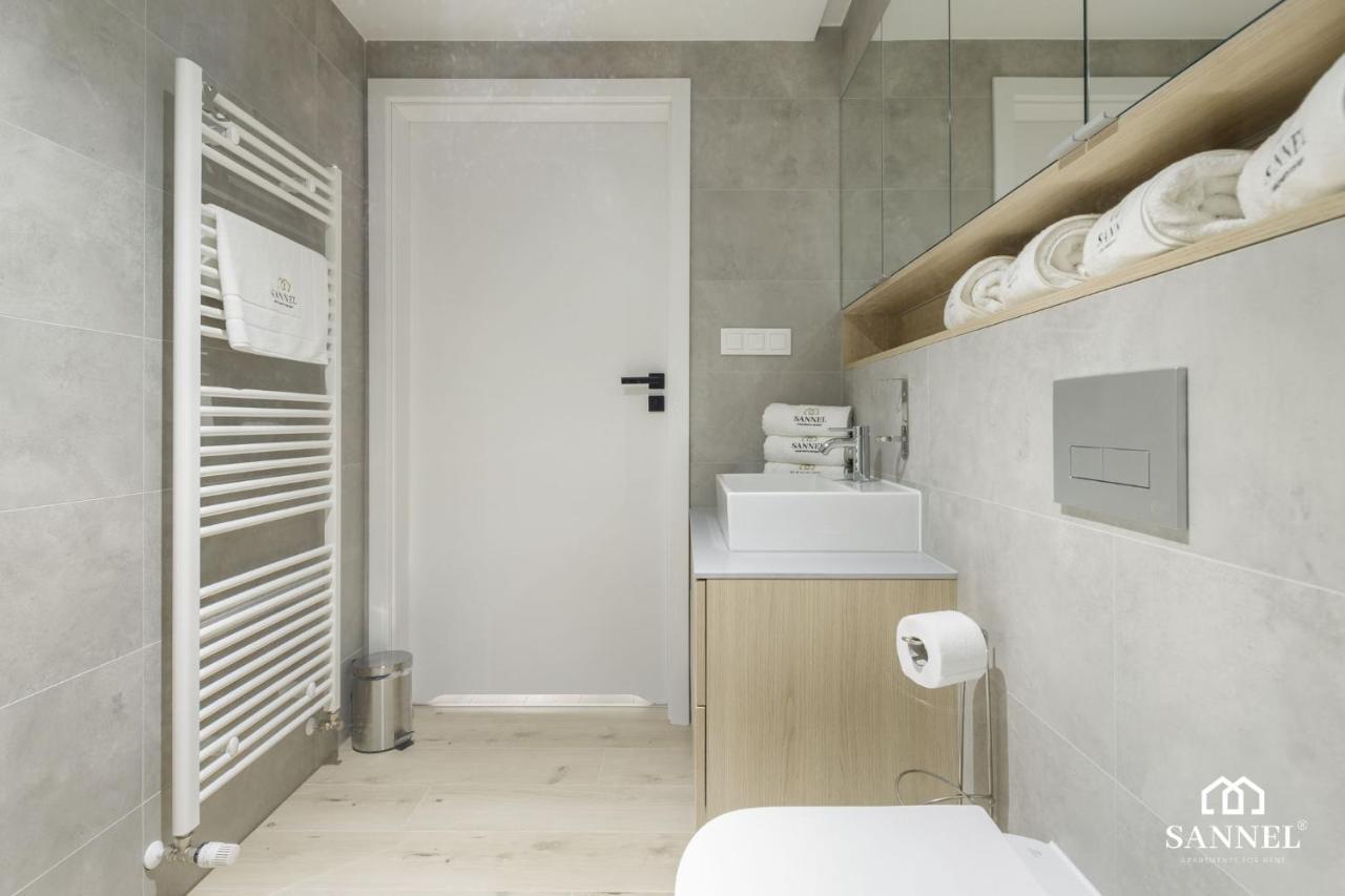 Apartament Golden Sand Z Dostepem Do Basenow,Jacuzzi,Strefy Saun- Pinea Apartments Pobierowo-Sannel Apartments For Rent Екстериор снимка