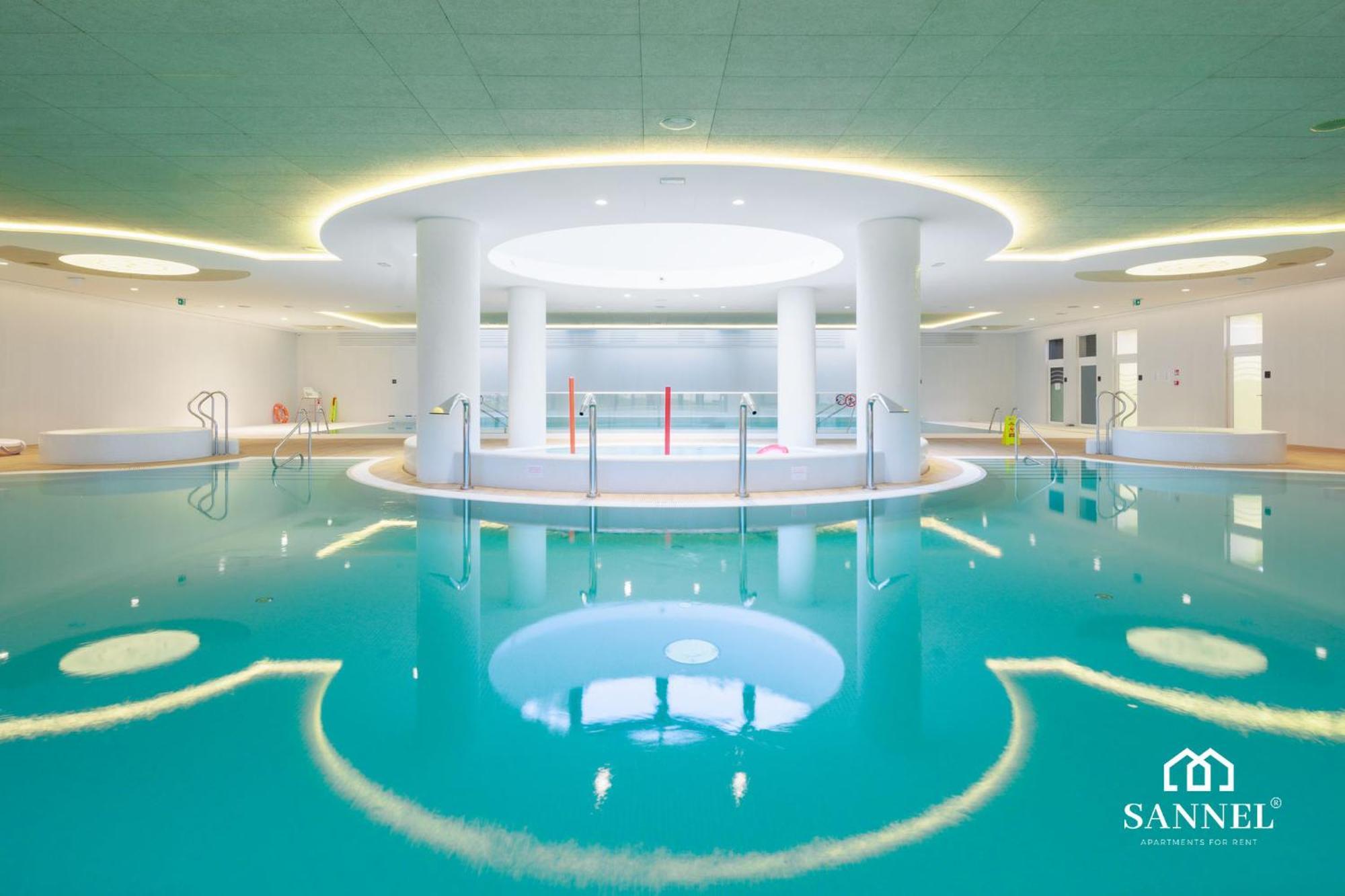 Apartament Golden Sand Z Dostepem Do Basenow,Jacuzzi,Strefy Saun- Pinea Apartments Pobierowo-Sannel Apartments For Rent Екстериор снимка